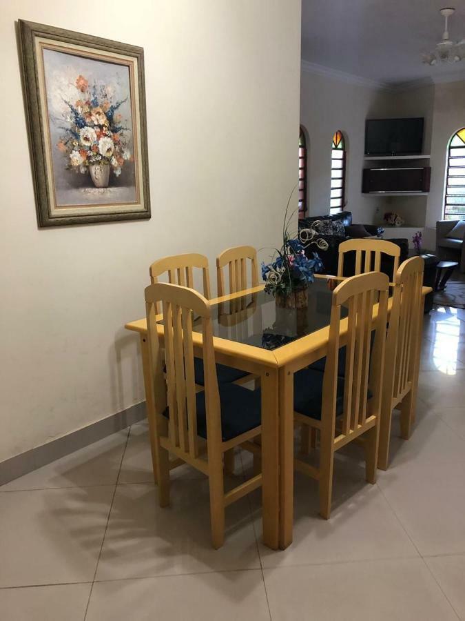 カラグァタトゥバ Casa Em Martins De Saヴィラ エクステリア 写真